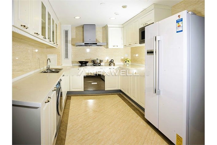 Bai Fu Yi Servied Apartment