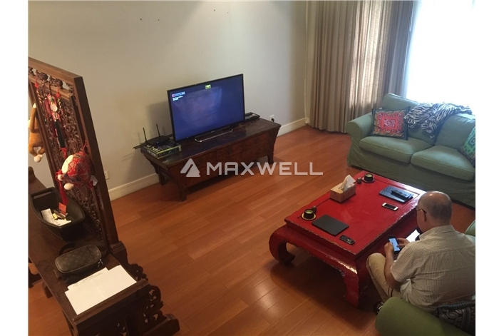 Beijing Riveria  4 bedrooms with 3 bedrooms !