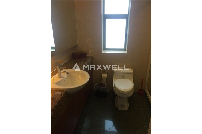 Beijing Riveria  4 bedrooms with 3 bedrooms !