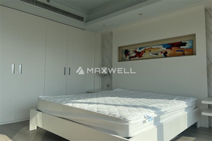 International Center Apartment
