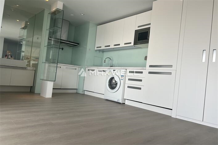 International Center Apartment